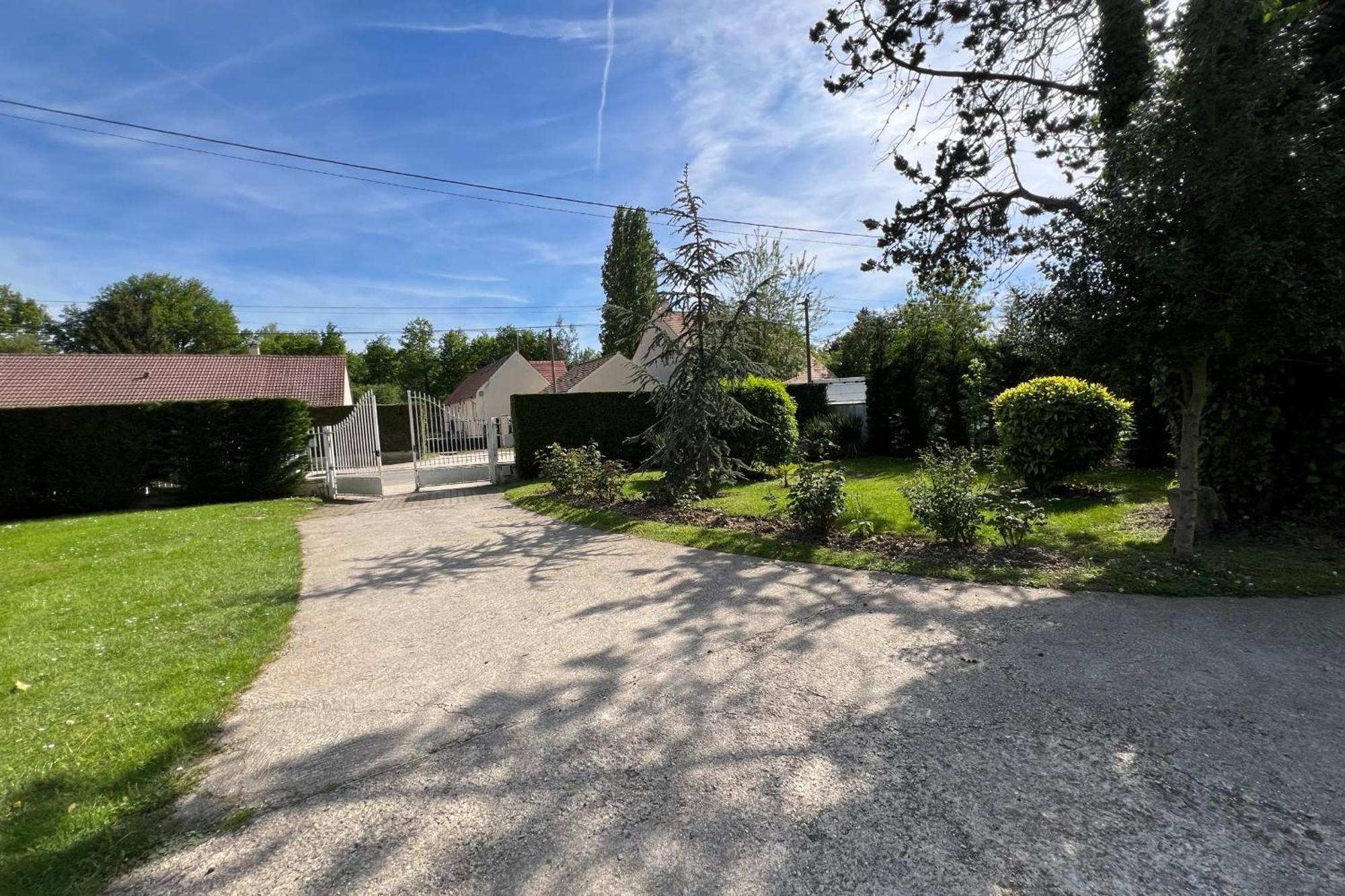 Les Sablons Villa La Houssaye-en-Brie Eksteriør billede
